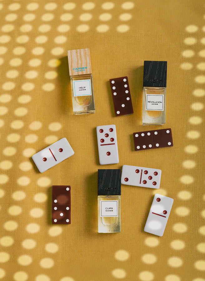 Miniature set campaign